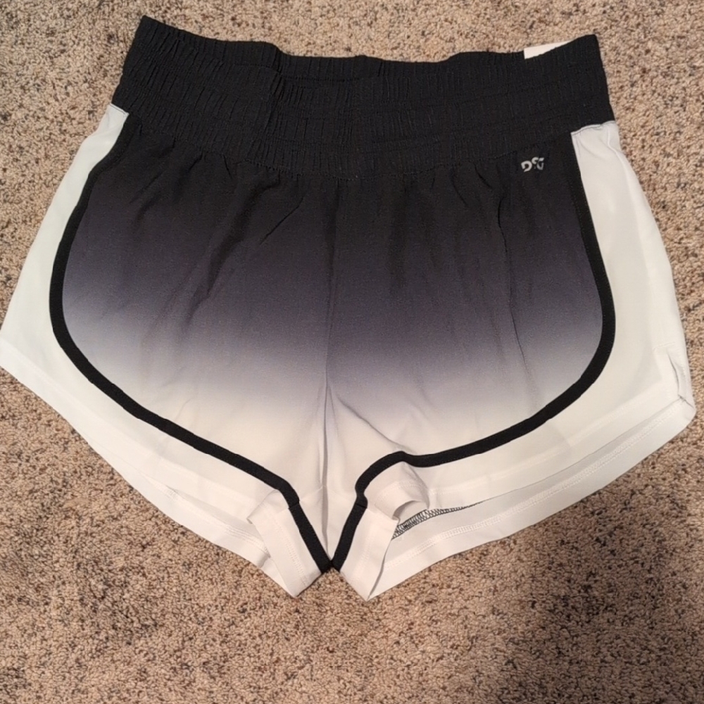 DSG Women's Black and White Gradient Athletic Shorts